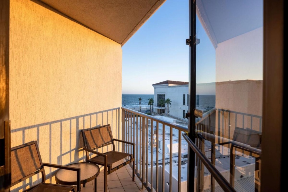 Hilton Galveston Island Resort Image 12