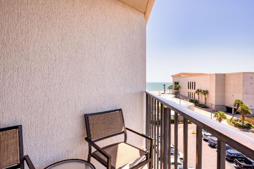 Hilton Galveston Island Resort image 16
